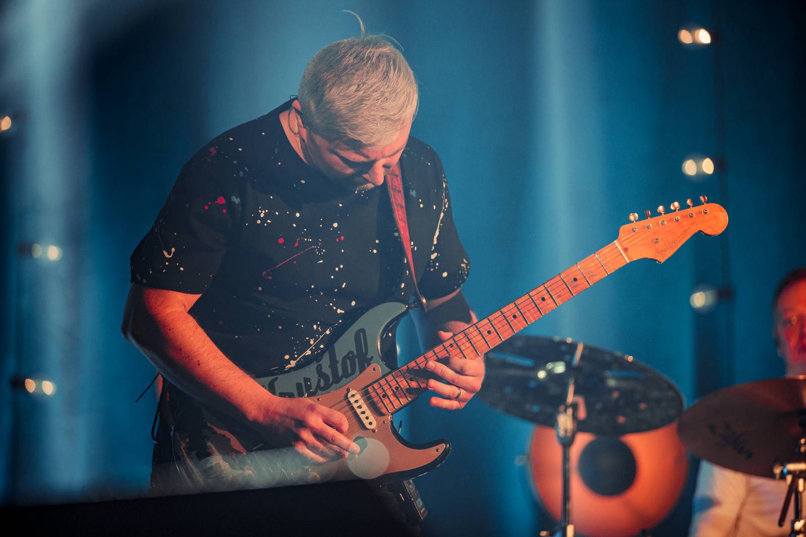 Bohatý program včetně studia Ligy mistrů. Streamovaný koncert Kryštof byl plnohodnotnou show