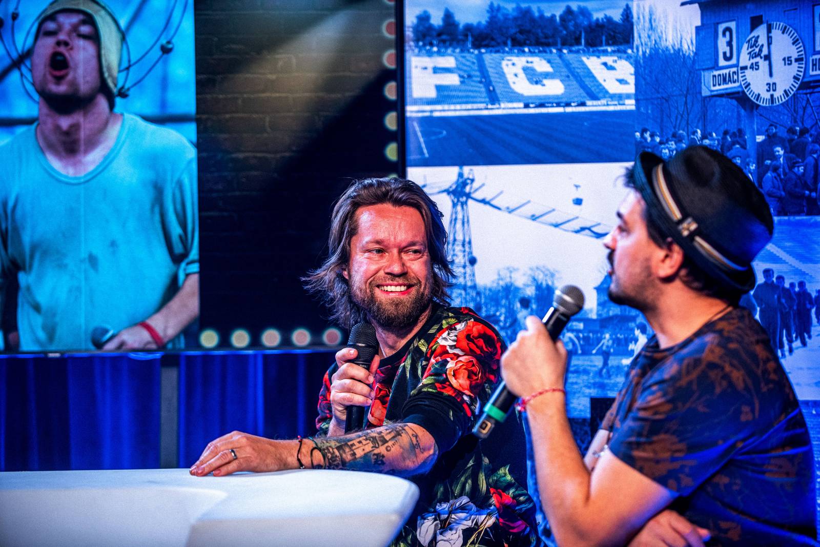 Bohatý program včetně studia Ligy mistrů. Streamovaný koncert Kryštof byl plnohodnotnou show