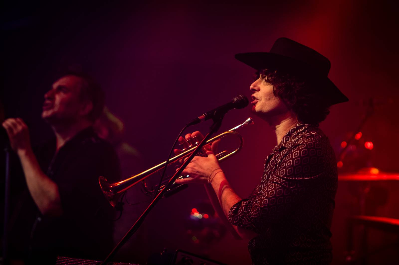 Mig 21 zahráli v Lucerna Music Baru, sledovali je fanoušci z celého světa