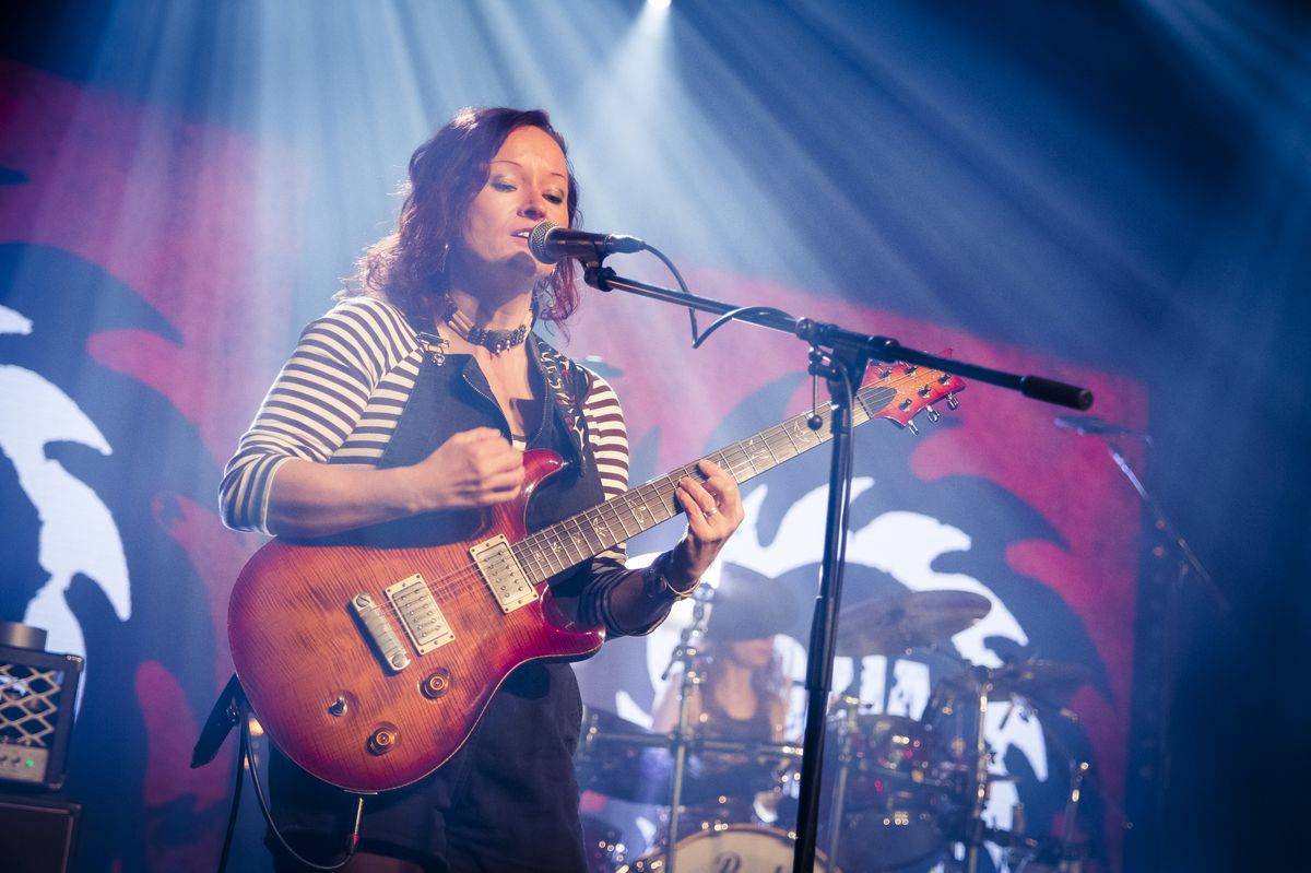 Gaia Mesiah vyhrávala z Paláce Akropolis, energie jako za normálních časů nechyběla