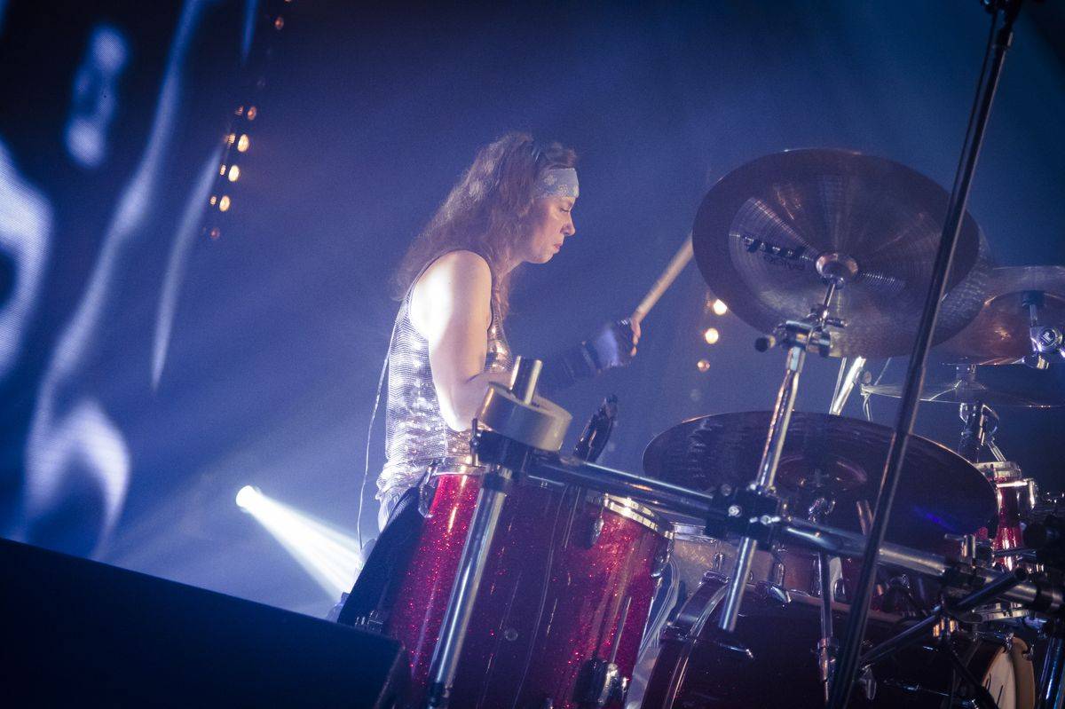 Gaia Mesiah vyhrávala z Paláce Akropolis, energie jako za normálních časů nechyběla