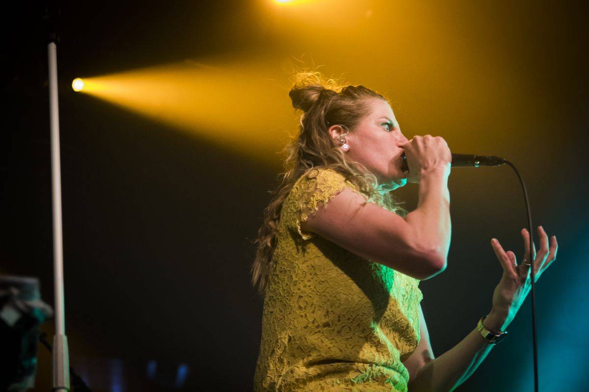 Gaia Mesiah vyhrávala z Paláce Akropolis, energie jako za normálních časů nechyběla