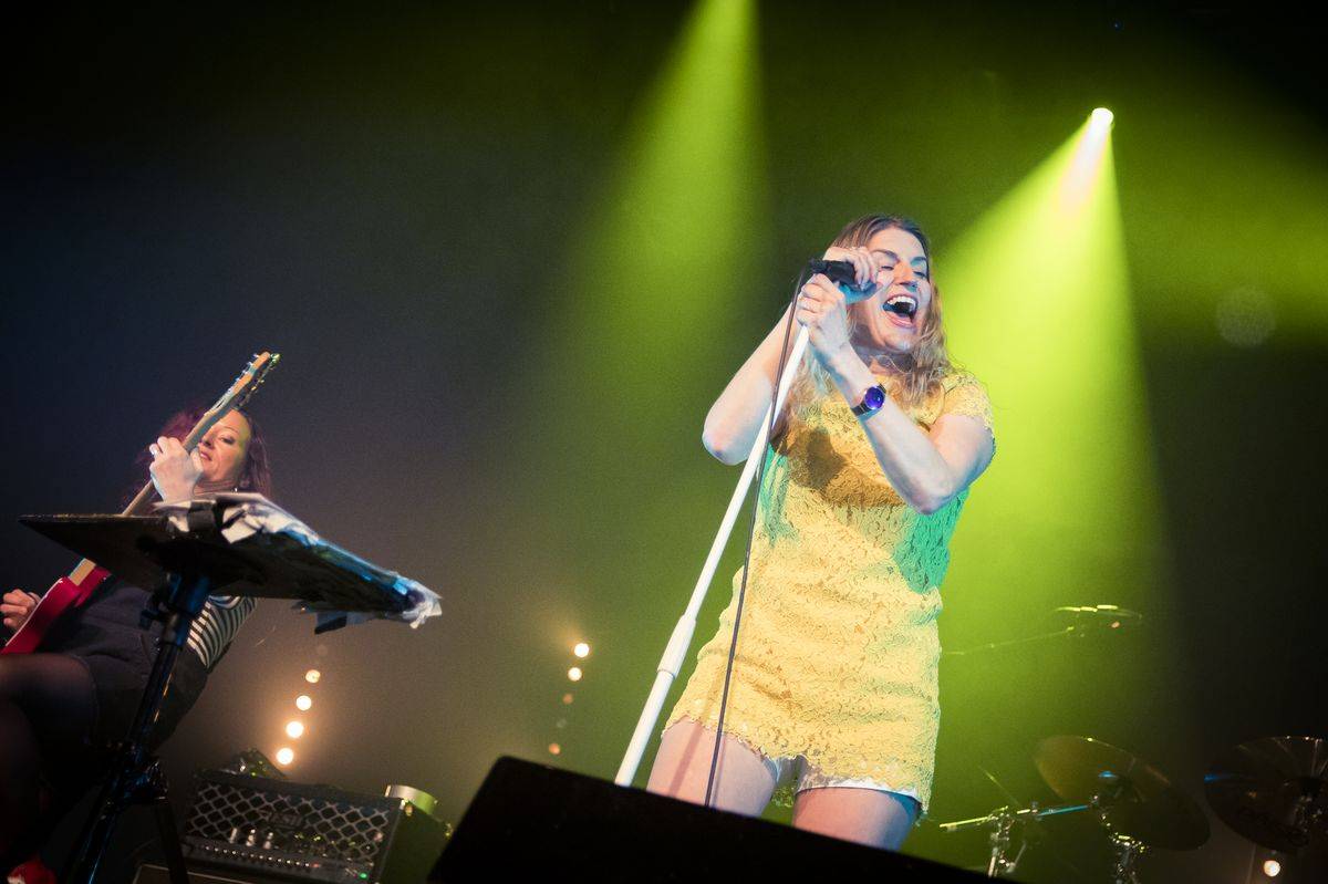 Gaia Mesiah vyhrávala z Paláce Akropolis, energie jako za normálních časů nechyběla