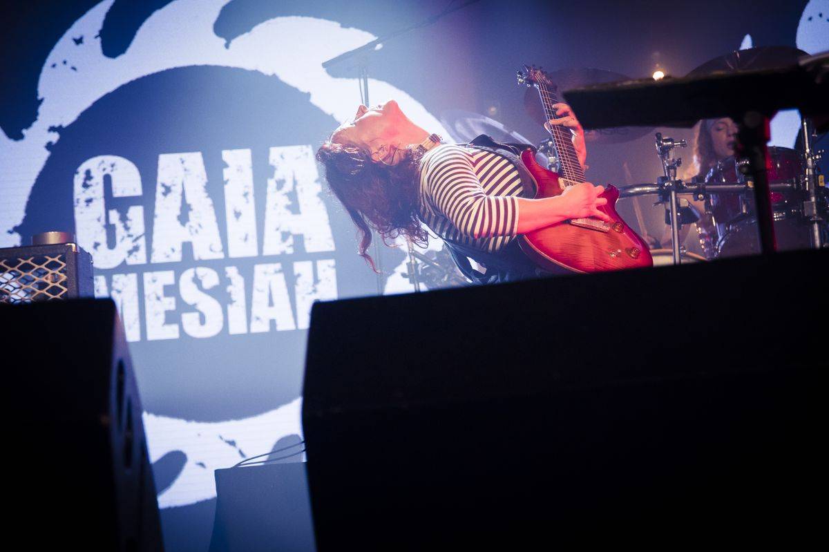 Gaia Mesiah vyhrávala z Paláce Akropolis, energie jako za normálních časů nechyběla