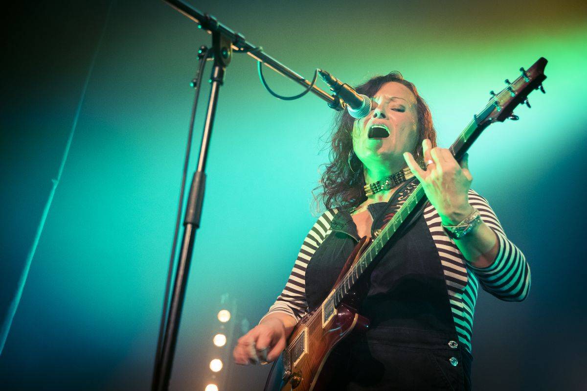 Gaia Mesiah vyhrávala z Paláce Akropolis, energie jako za normálních časů nechyběla