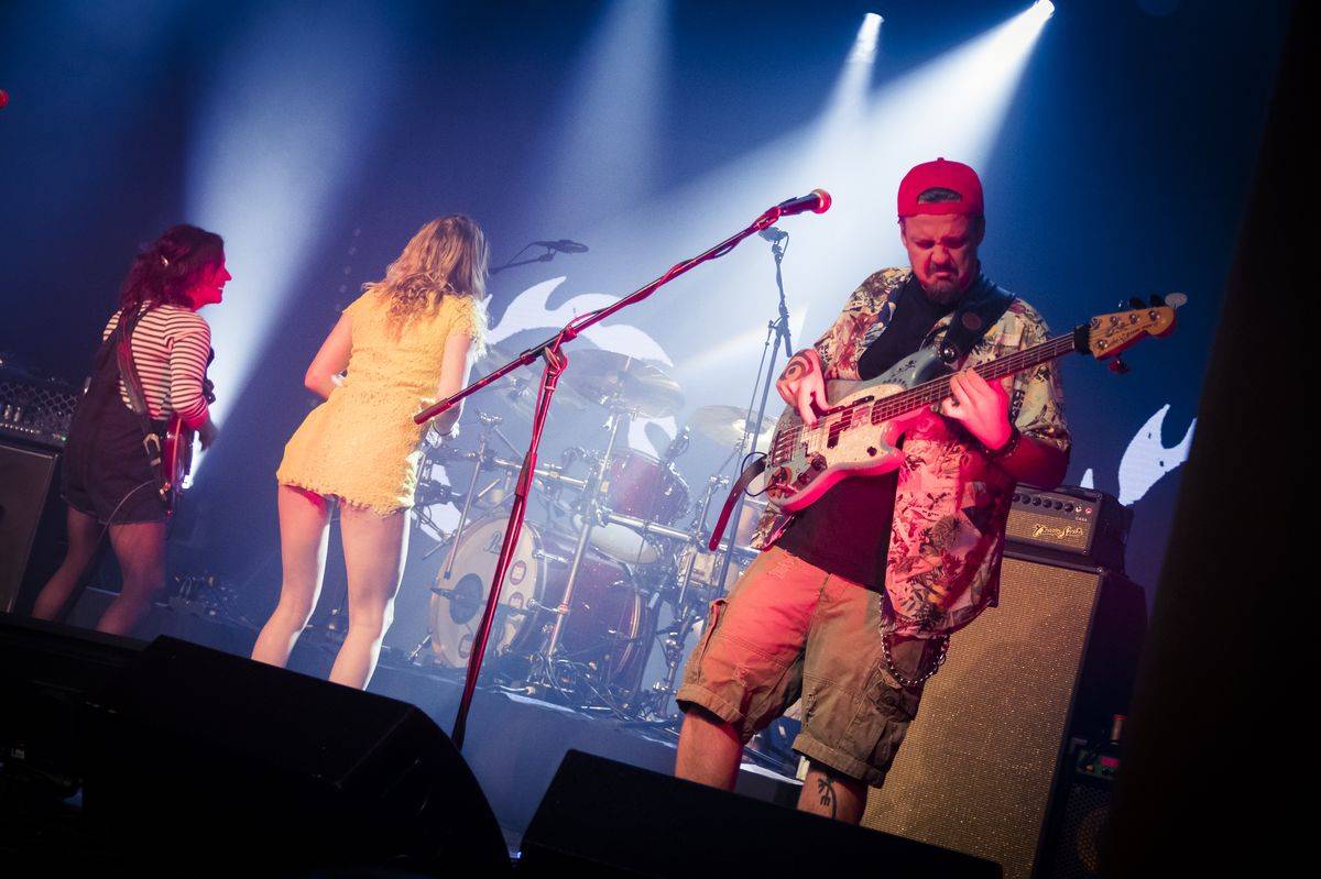 Gaia Mesiah vyhrávala z Paláce Akropolis, energie jako za normálních časů nechyběla