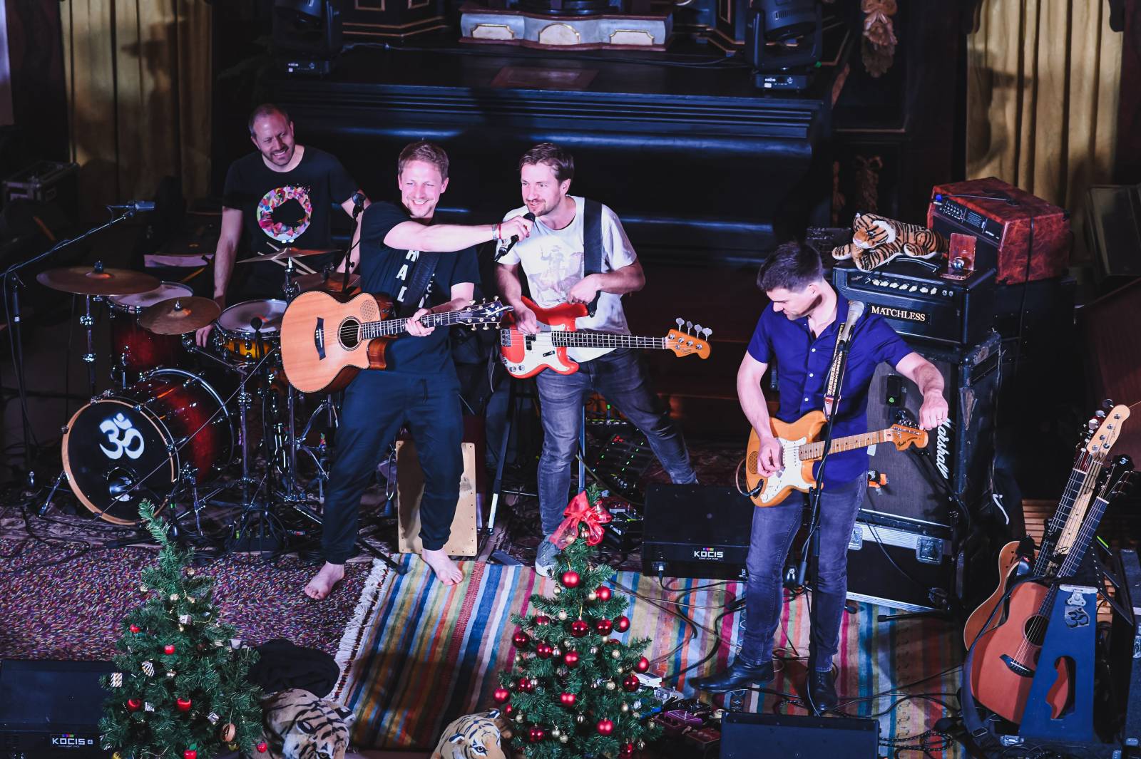 Tomáš Klus hrál v Táboře nové písně, jsou určeny Zemanovi a Babišovi