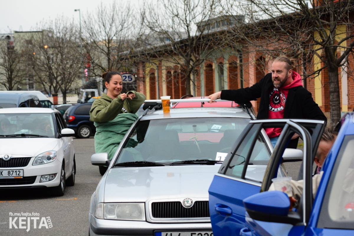 Znouzectnost opět rozproudila krev diváků na Artparkingu