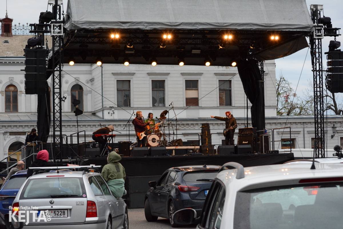 Znouzectnost opět rozproudila krev diváků na Artparkingu
