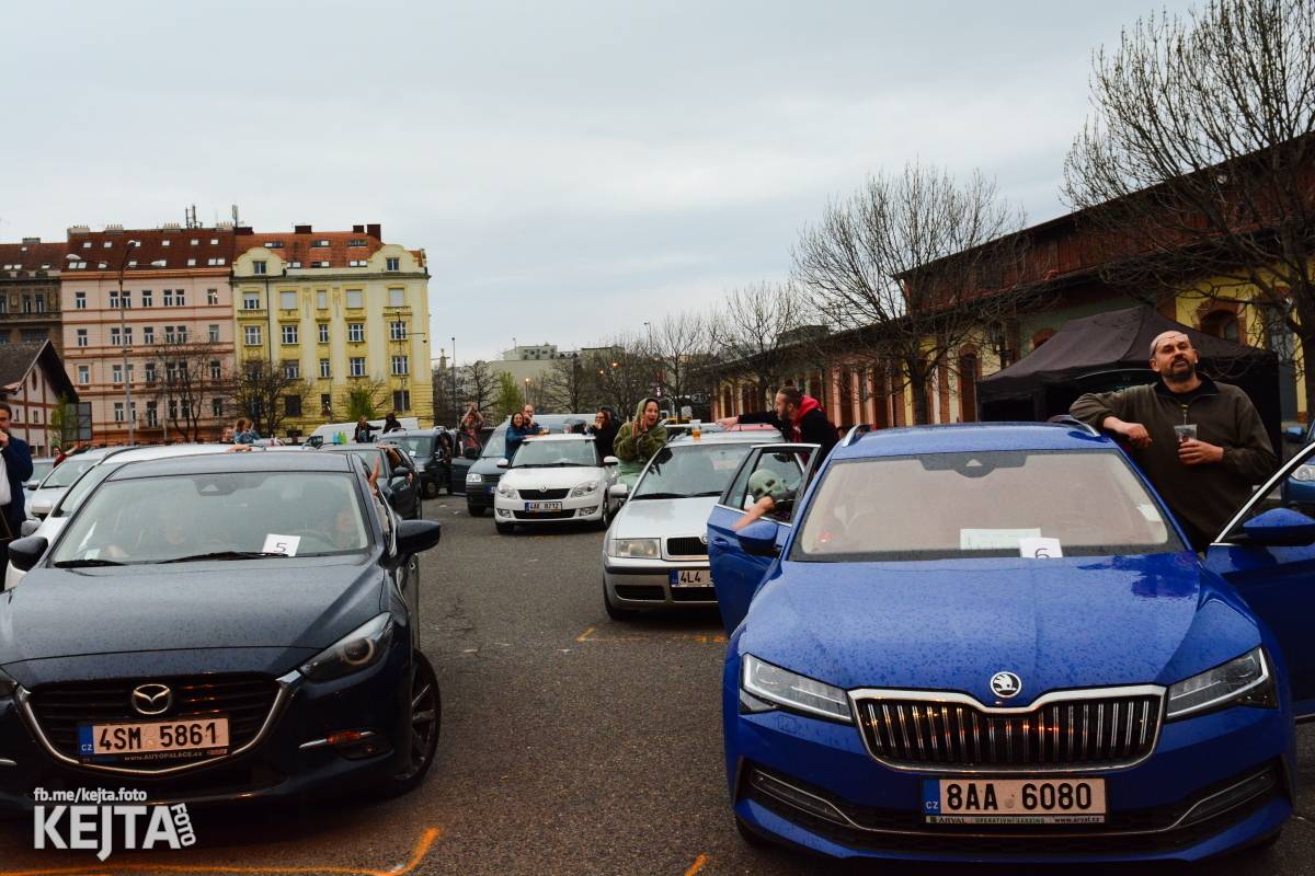 Znouzectnost opět rozproudila krev diváků na Artparkingu