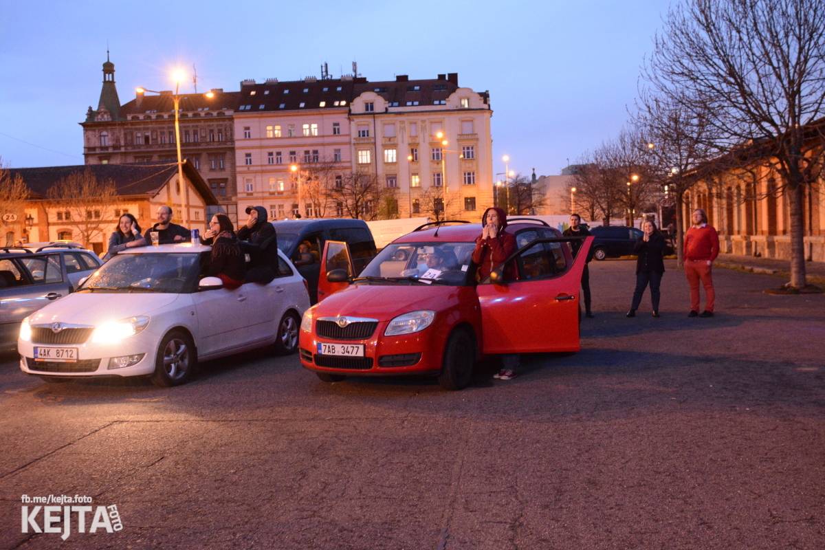 Znouzectnost opět rozproudila krev diváků na Artparkingu