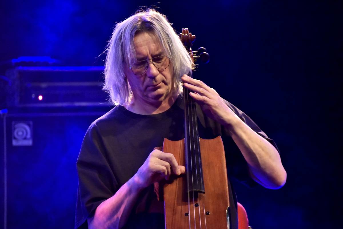 Bluefest objektivem Davida Webra. Festival sledovali fanoušci online