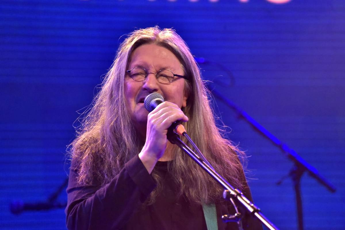 Bluefest objektivem Davida Webra. Festival sledovali fanoušci online