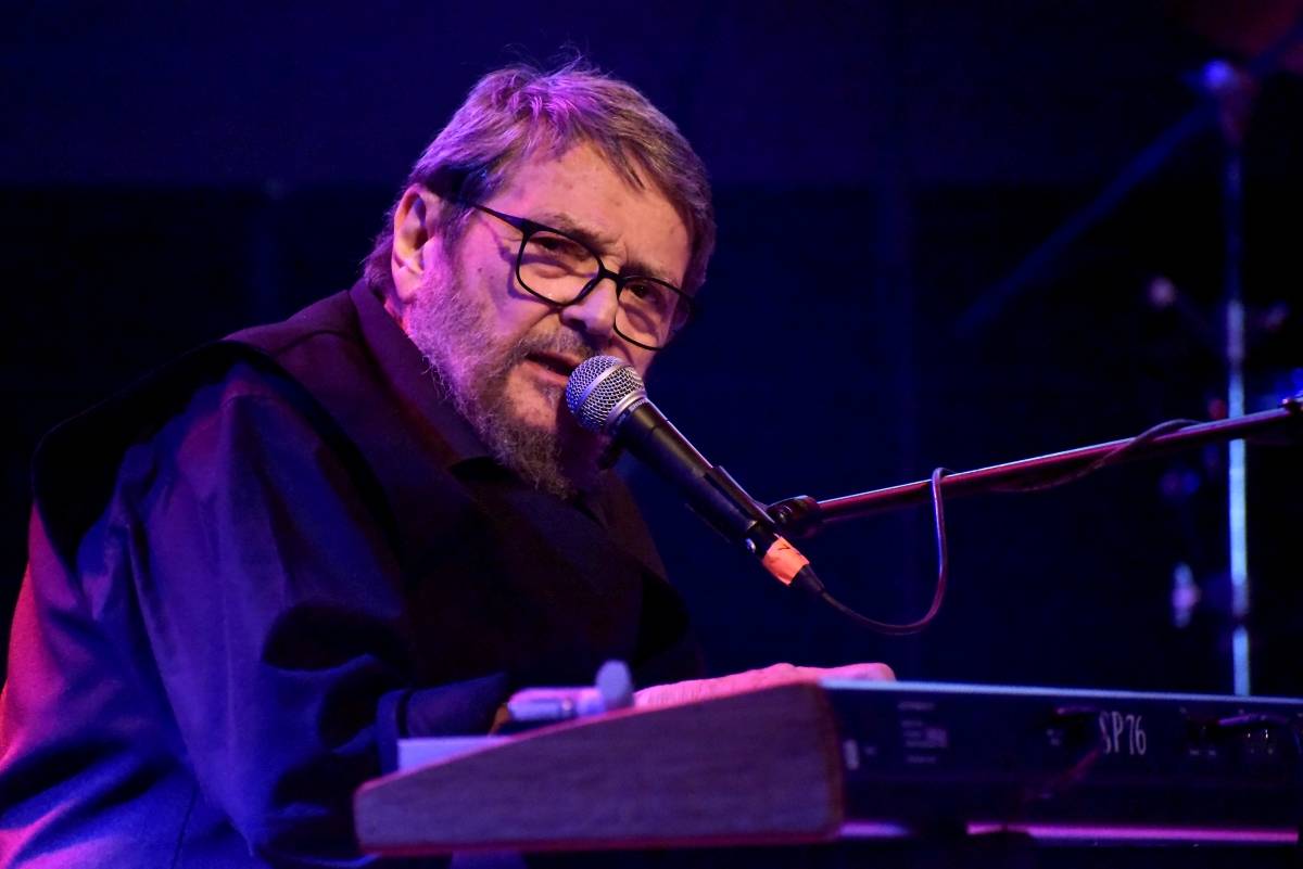 Bluefest objektivem Davida Webra. Festival sledovali fanoušci online