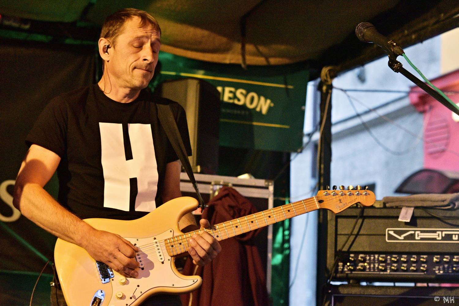 Do Plzně se vrátila živá muzika, Wohnout přijeli k Zachovi