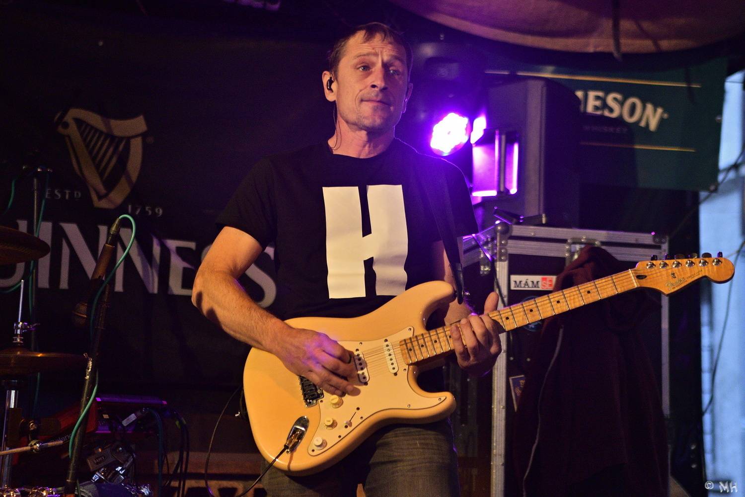 Do Plzně se vrátila živá muzika, Wohnout přijeli k Zachovi