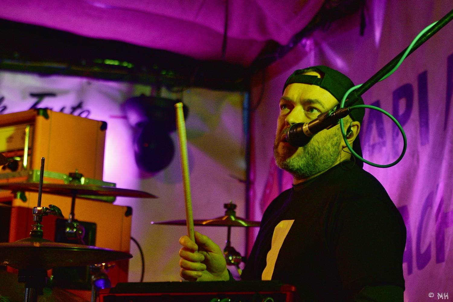 Do Plzně se vrátila živá muzika, Wohnout přijeli k Zachovi