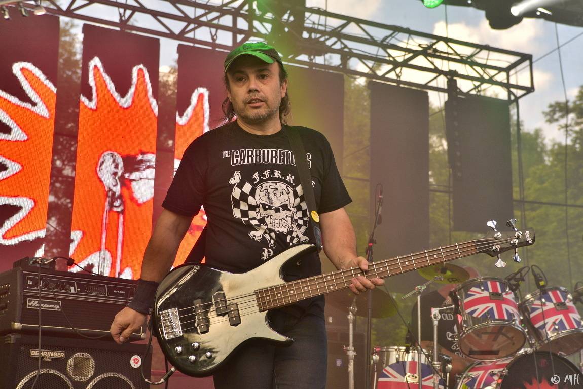 Tři sestry zamířili do Plzně, zazpíval i frontman Plexis