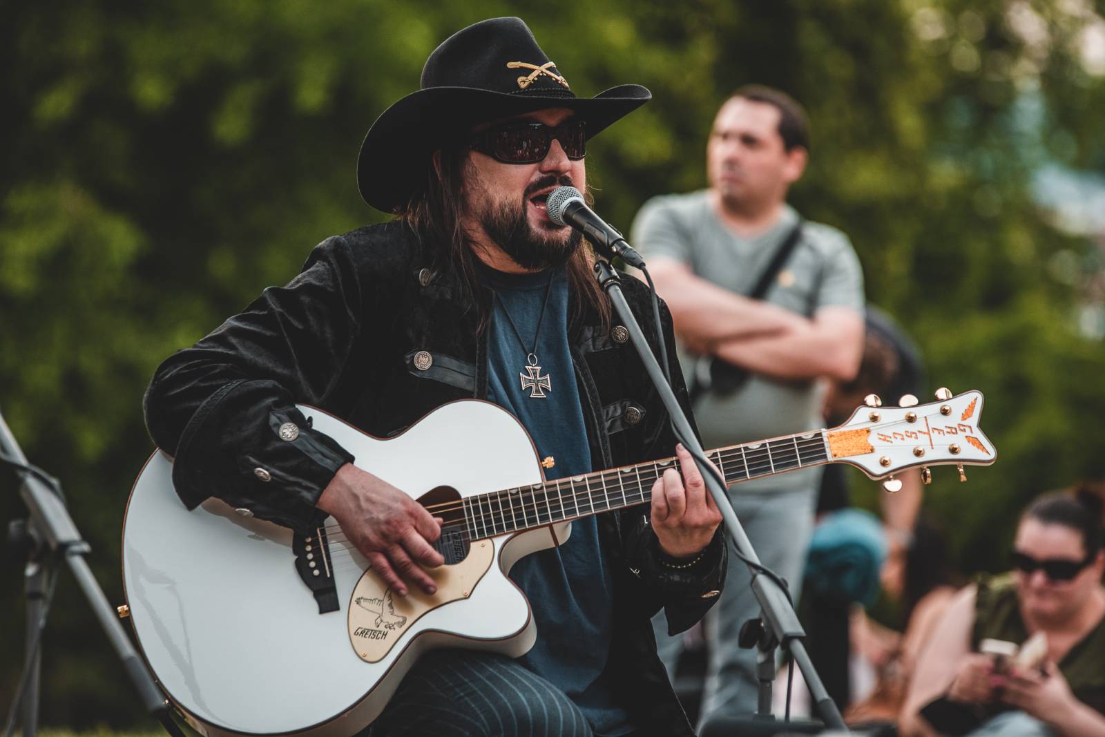 Lucie odehrála utajený minikoncert v Riegrových sadech