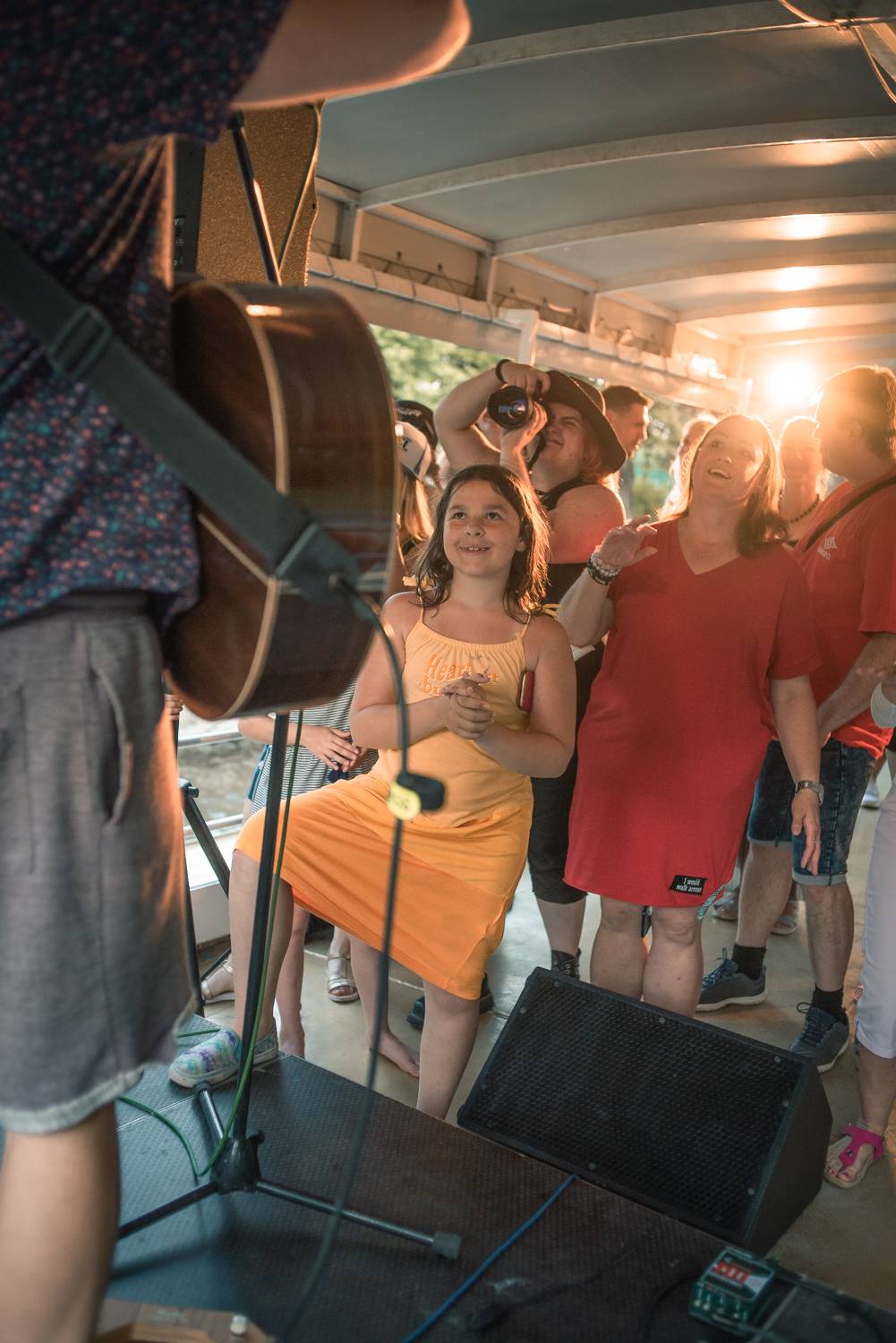 Voxel rozhoupal palubu lodi, zazpíval i dosud nevydanou píseň