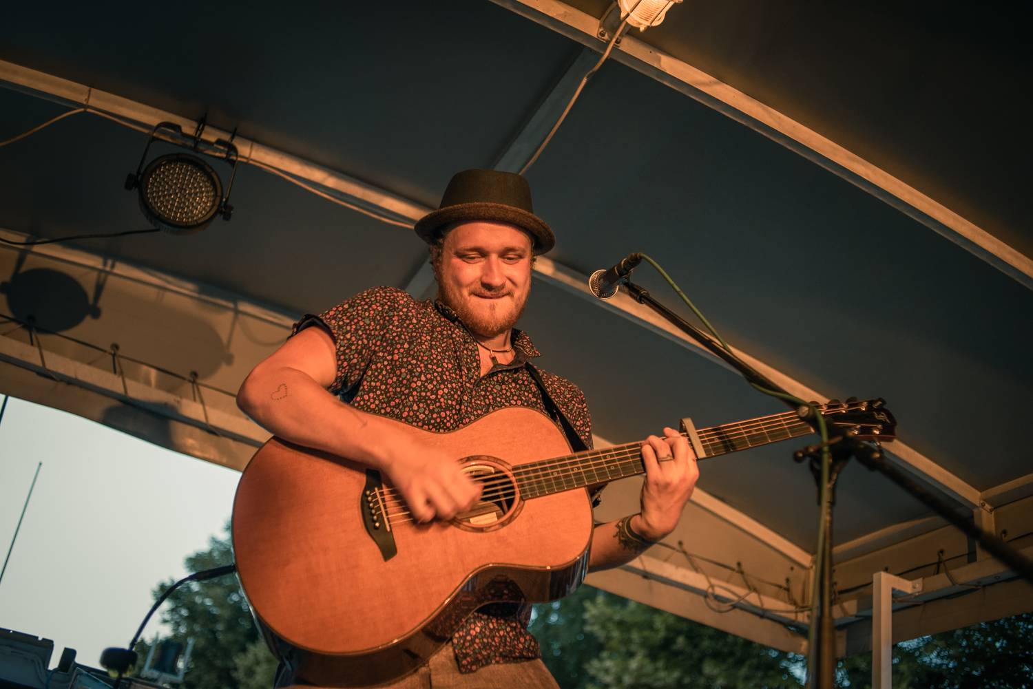 Voxel rozhoupal palubu lodi, zazpíval i dosud nevydanou píseň