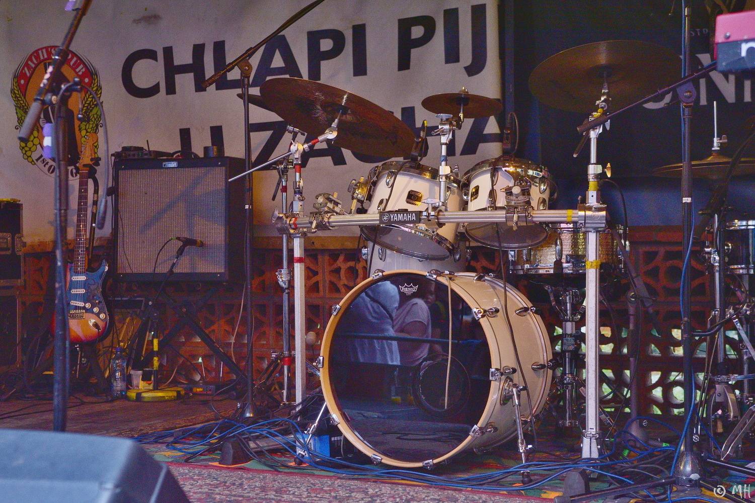 Mňága a Žďorp to rozjela v plzeňském Zach's pubu, zahrála i zapomenuté písně