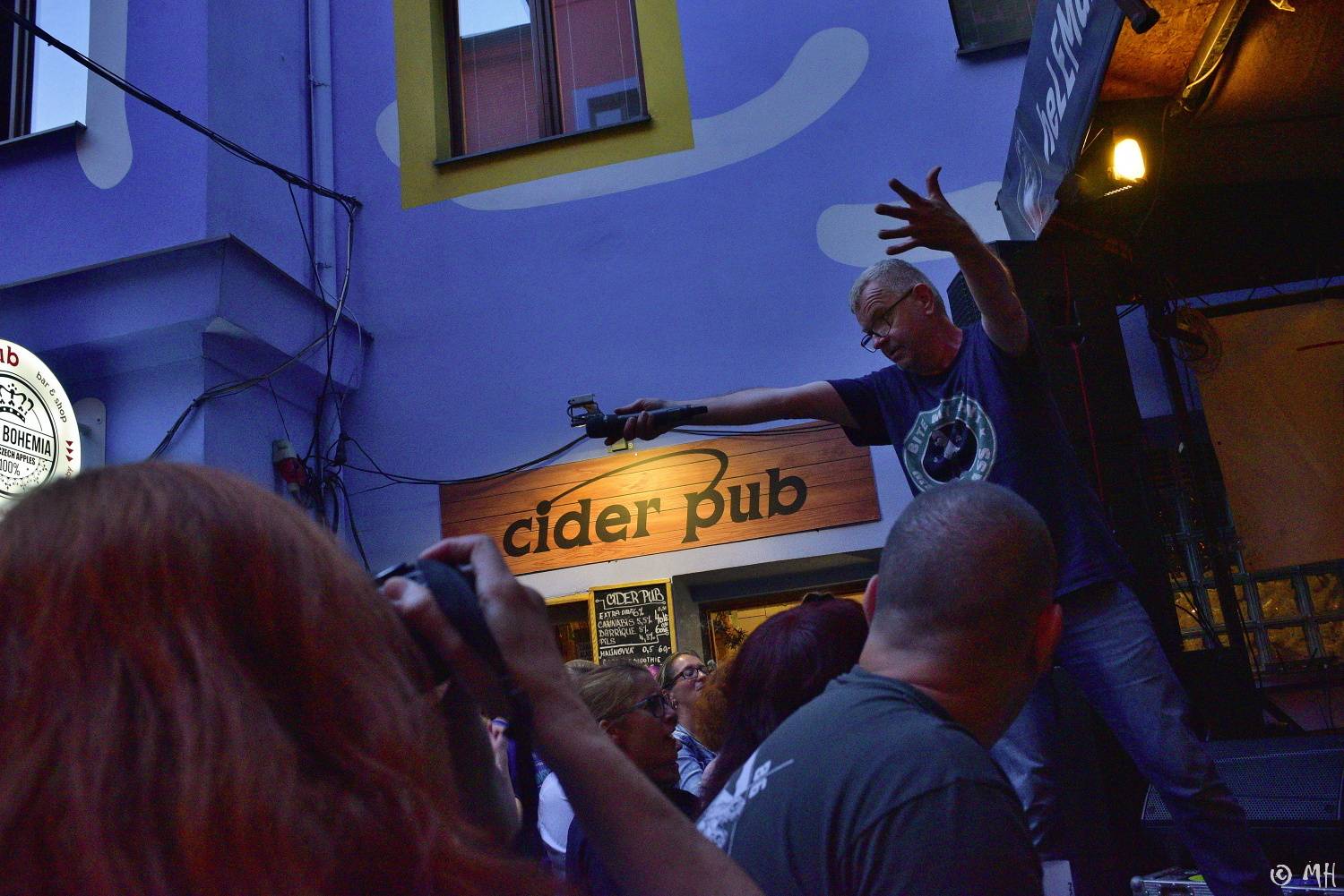 Mňága a Žďorp to rozjela v plzeňském Zach's pubu, zahrála i zapomenuté písně