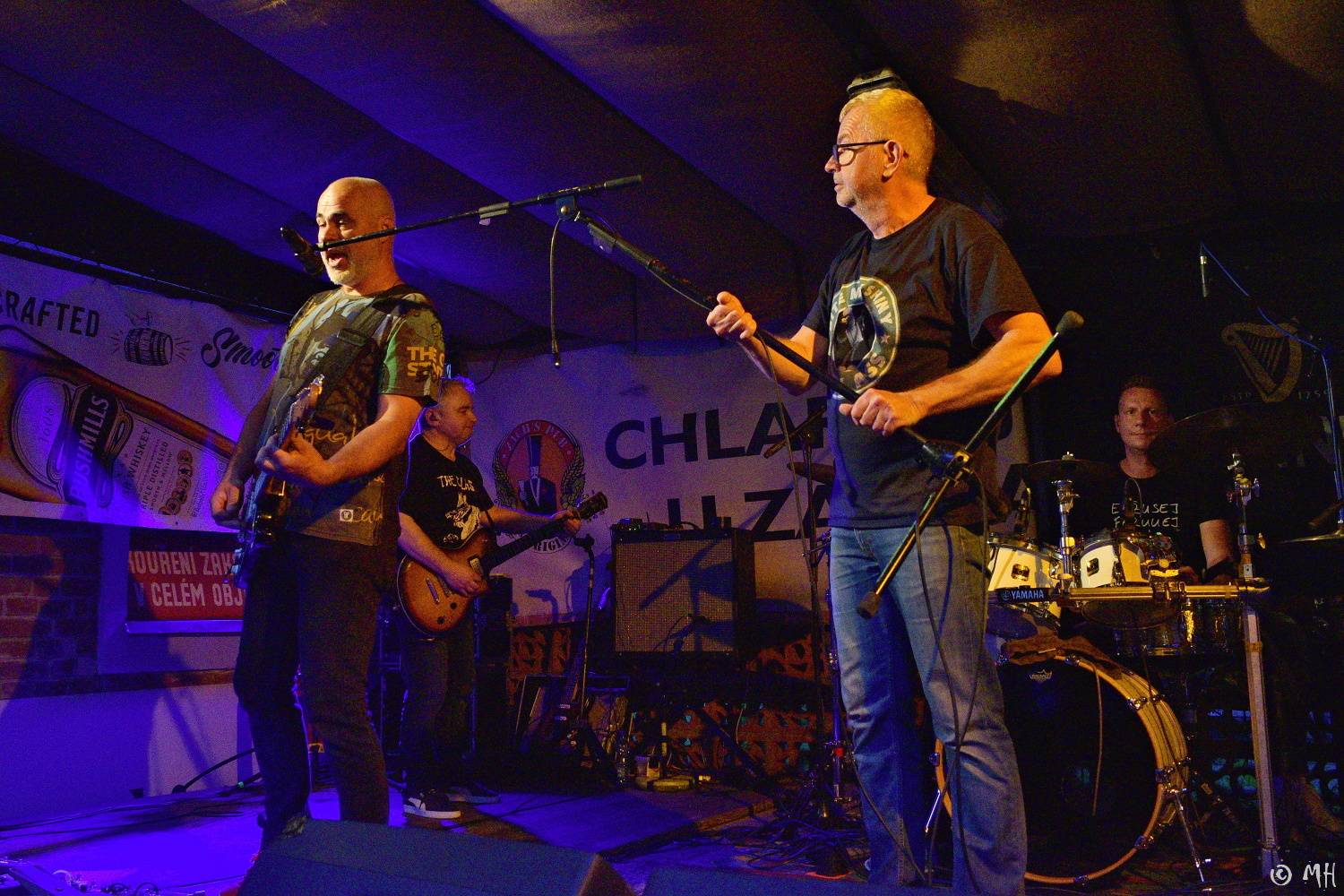 Mňága a Žďorp to rozjela v plzeňském Zach's pubu, zahrála i zapomenuté písně