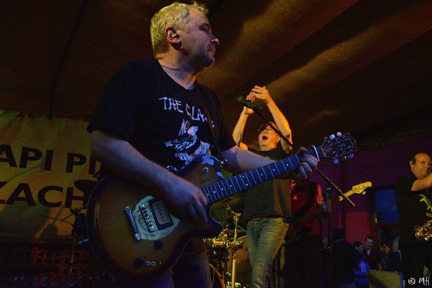 Mňága a Žďorp to rozjela v plzeňském Zach's pubu, zahrála i zapomenuté písně