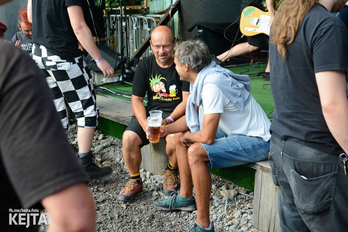 Punk, sex, pivo: to byl legendární Za koule fest 2021