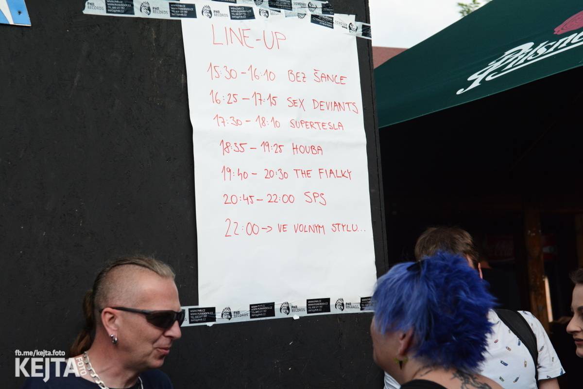 Punk, sex, pivo: to byl legendární Za koule fest 2021