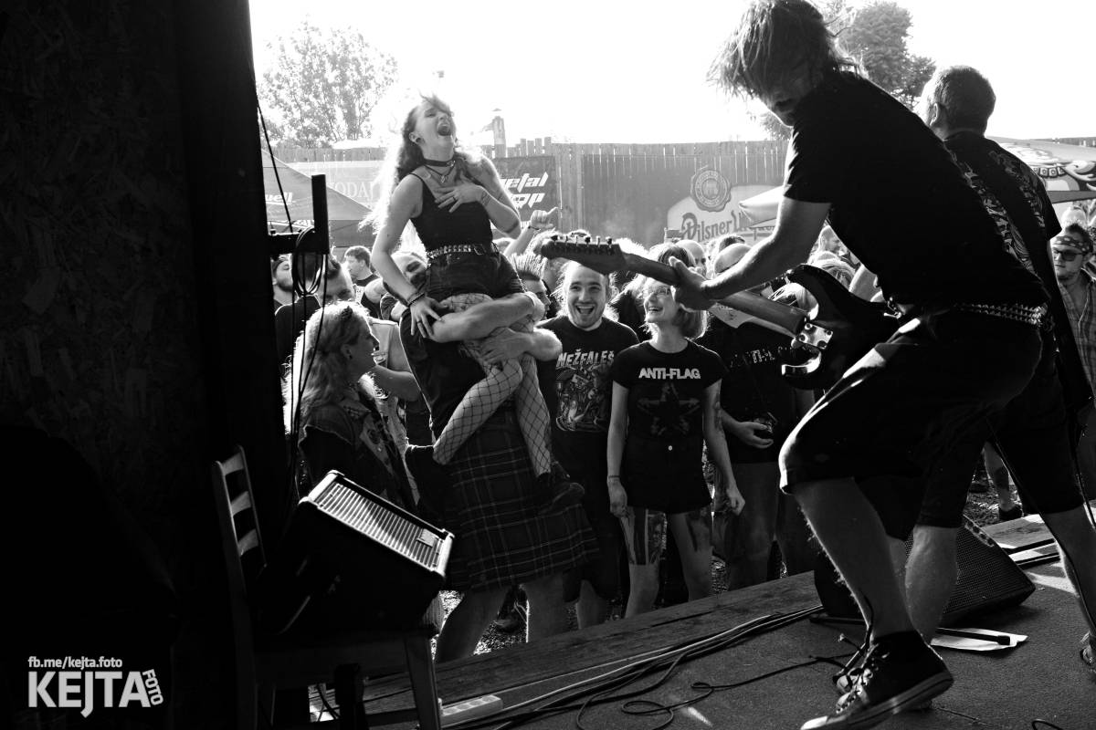 Punk, sex, pivo: to byl legendární Za koule fest 2021