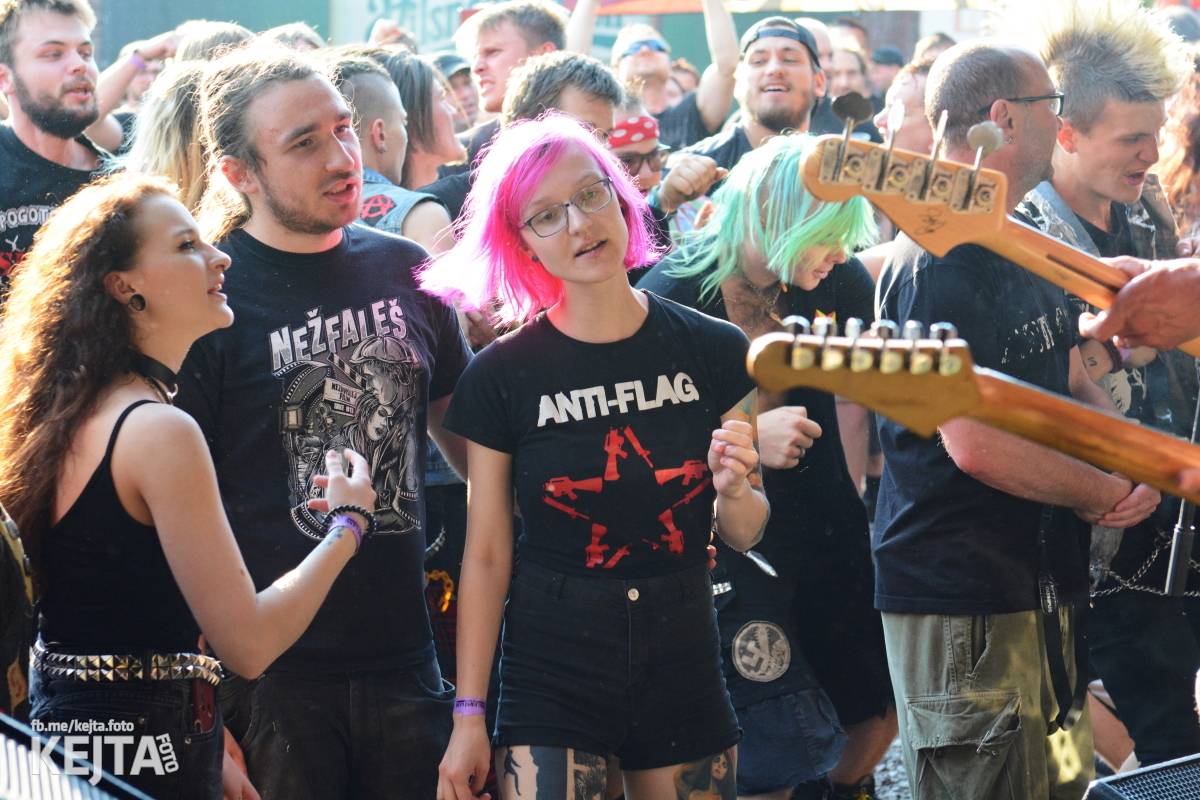Punk, sex, pivo: to byl legendární Za koule fest 2021