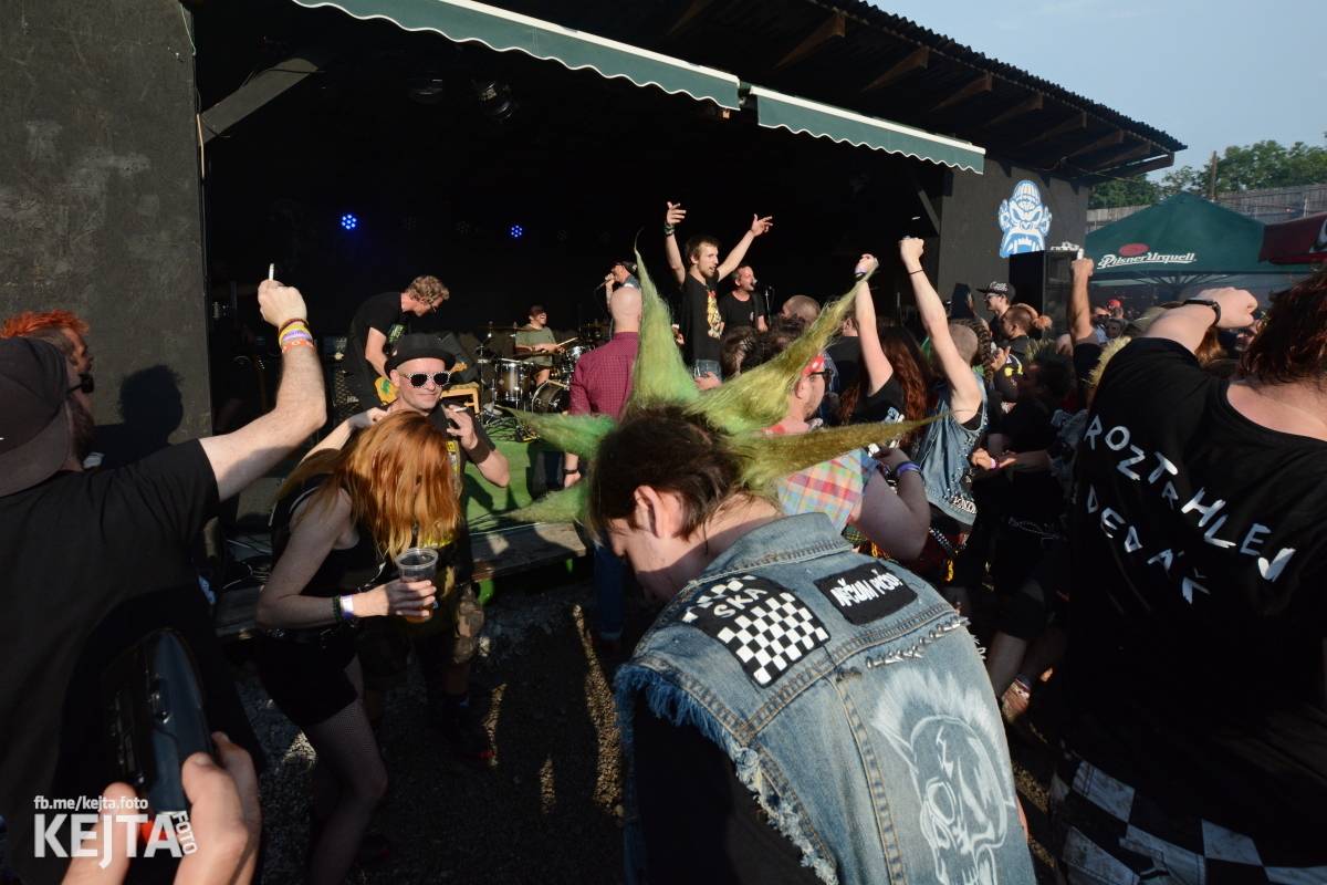Punk, sex, pivo: to byl legendární Za koule fest 2021