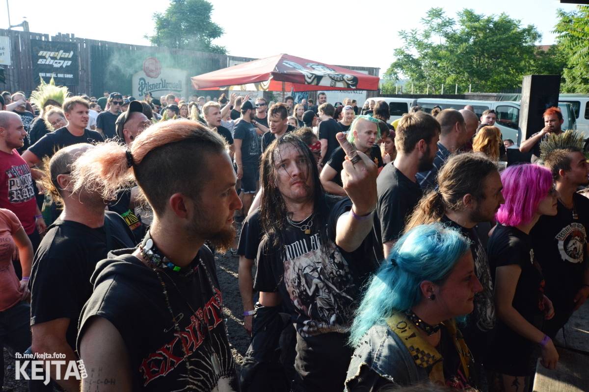 Punk, sex, pivo: to byl legendární Za koule fest 2021