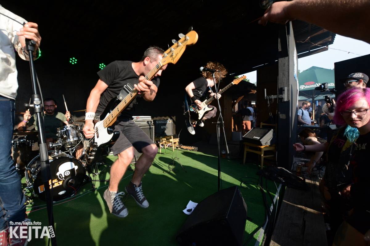 Punk, sex, pivo: to byl legendární Za koule fest 2021