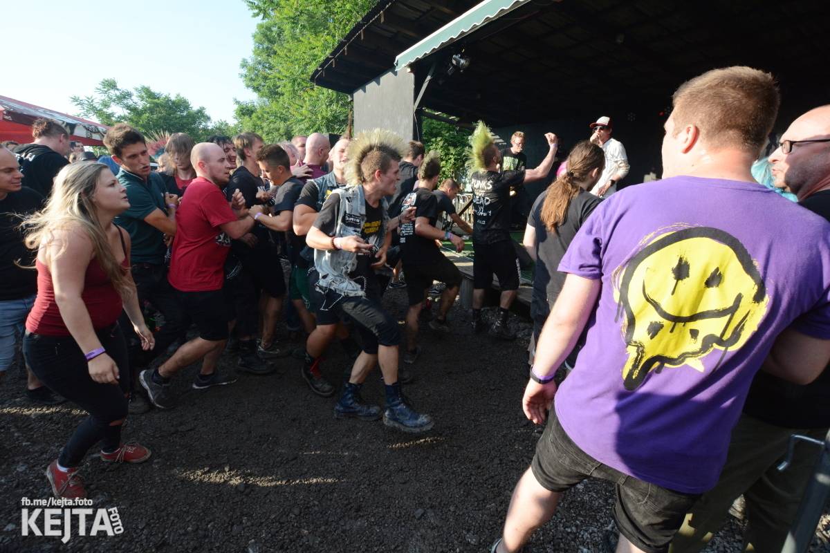 Punk, sex, pivo: to byl legendární Za koule fest 2021
