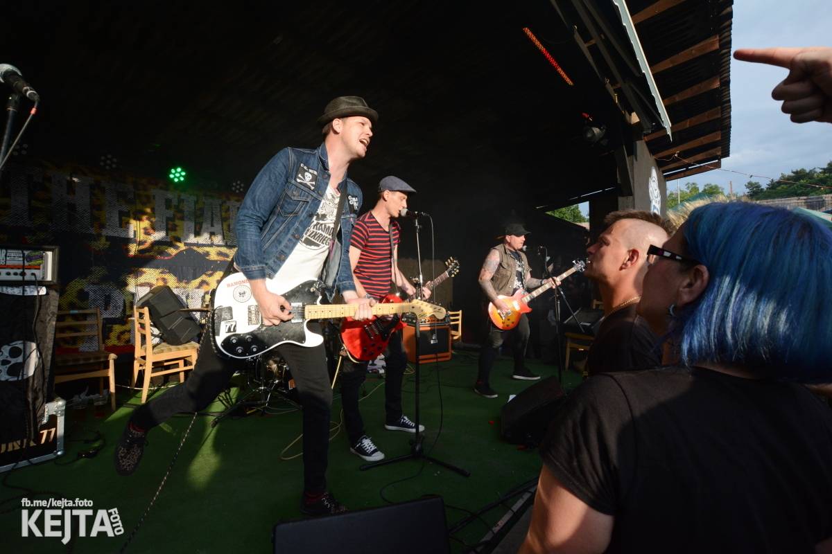 Punk, sex, pivo: to byl legendární Za koule fest 2021