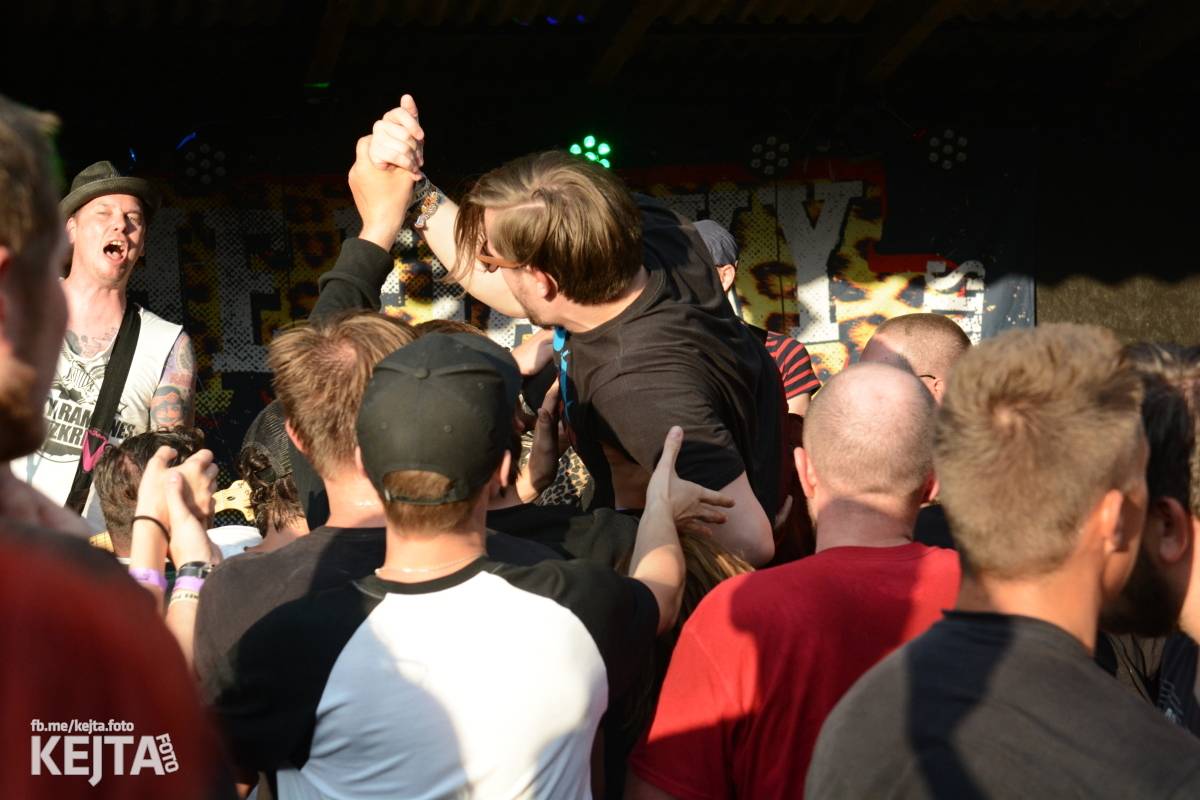 Punk, sex, pivo: to byl legendární Za koule fest 2021