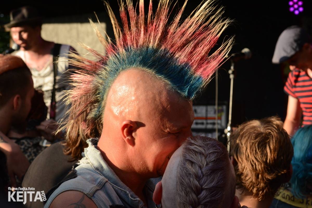 Punk, sex, pivo: to byl legendární Za koule fest 2021