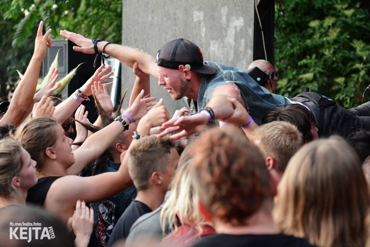 Punk, sex, pivo: to byl legendární Za koule fest 2021