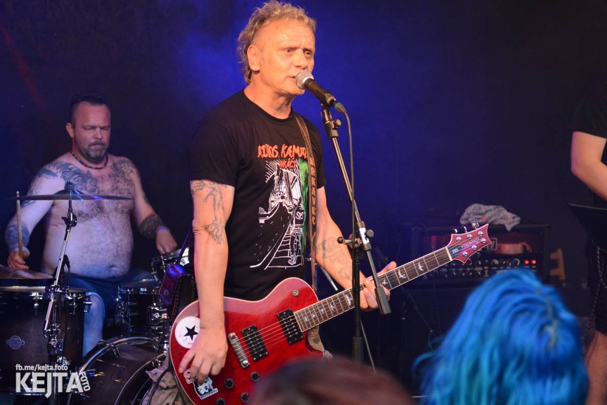 Punk, sex, pivo: to byl legendární Za koule fest 2021