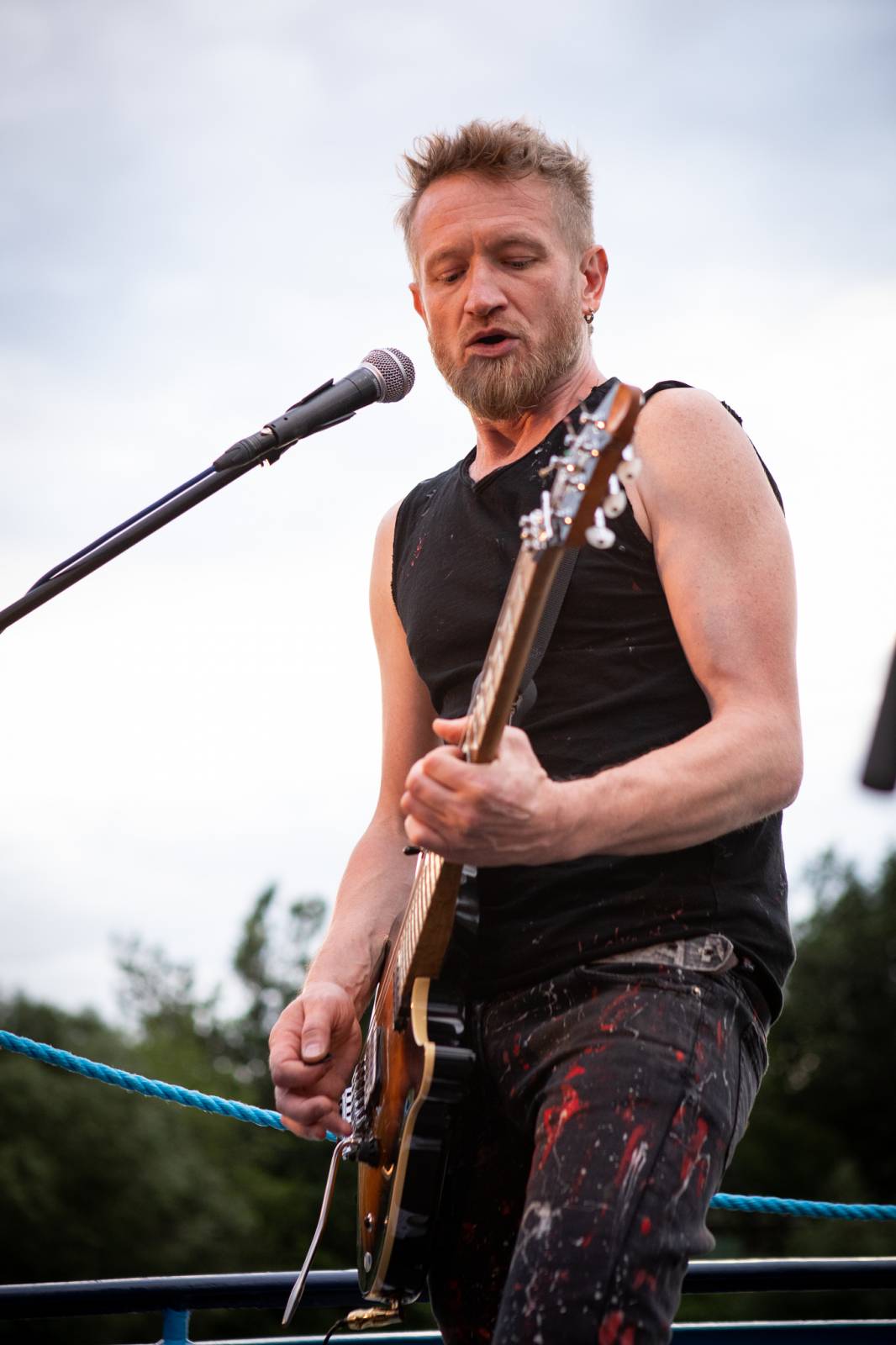 Krucipüsk odehráli dvojkoncert na Vltavě v nové sestavě