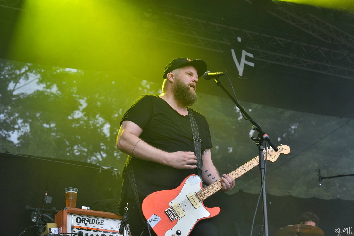 V Holýšově v pátek zima nebyla. Pekelný poloostrov přivítal Harlej, Vypsanou fiXu nebo Iné Kafe