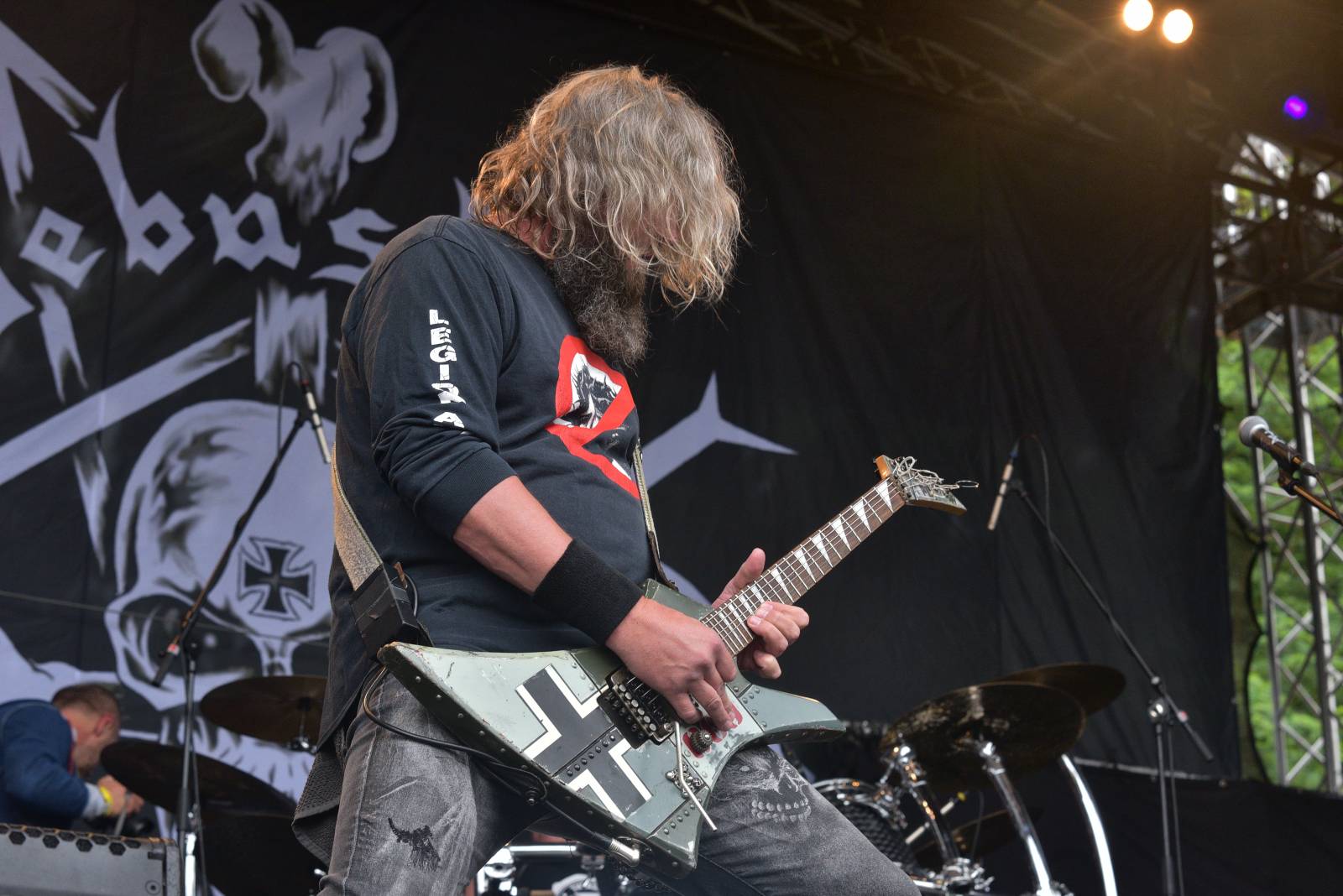 V Holýšově v pátek zima nebyla. Pekelný poloostrov přivítal Harlej, Vypsanou fiXu nebo Iné Kafe