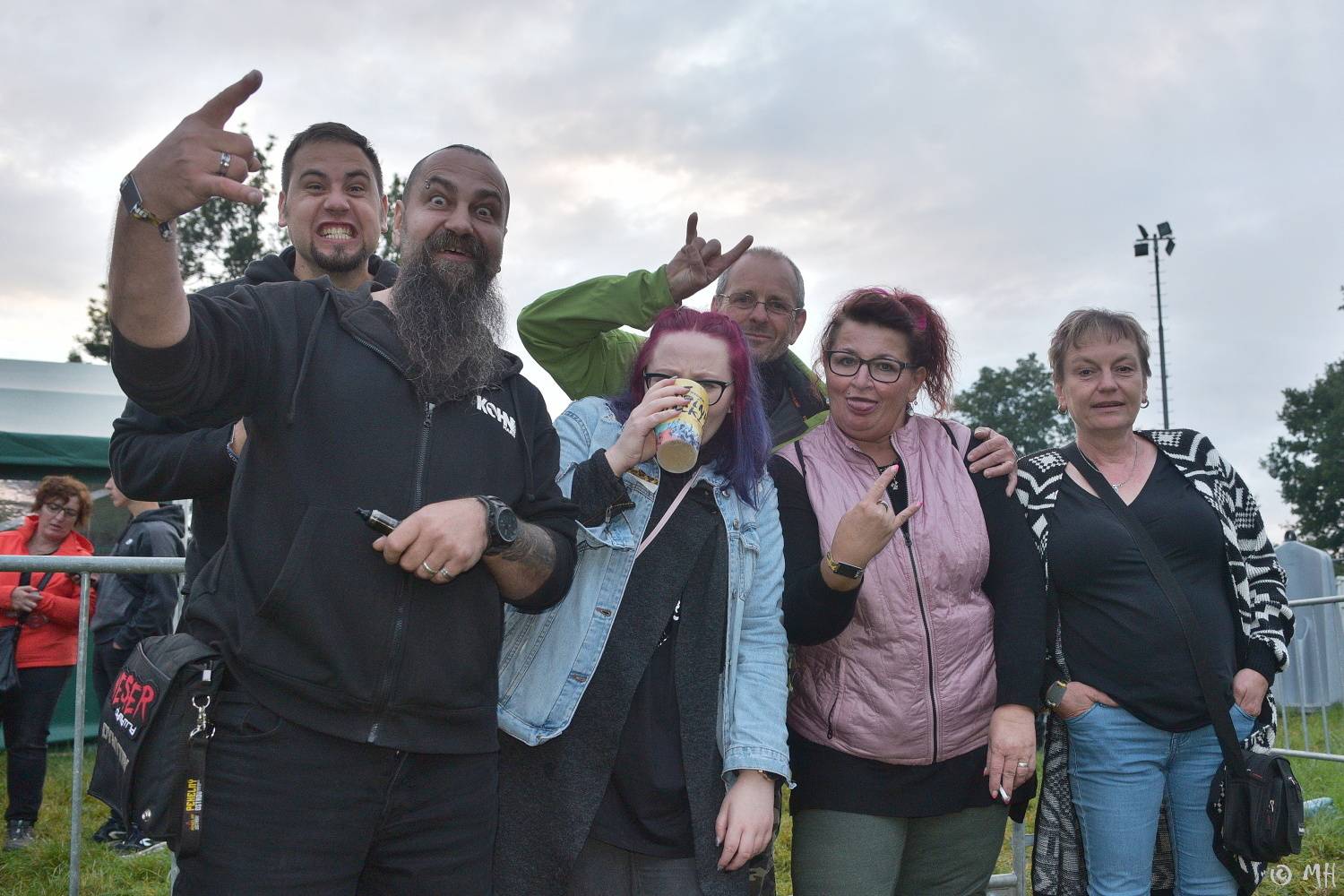 V Holýšově v pátek zima nebyla. Pekelný poloostrov přivítal Harlej, Vypsanou fiXu nebo Iné Kafe