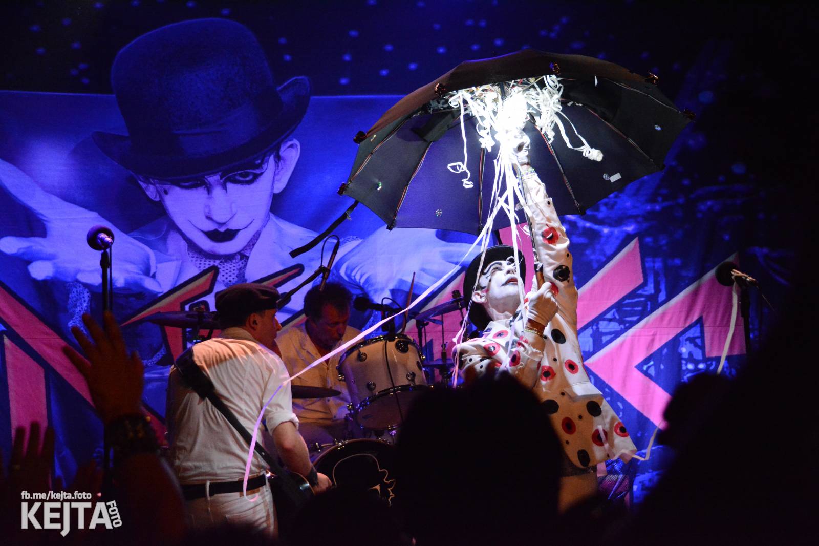 iREPORT pomáhá. Vydražte si koncertní fotografii a pomozte jižní Moravě