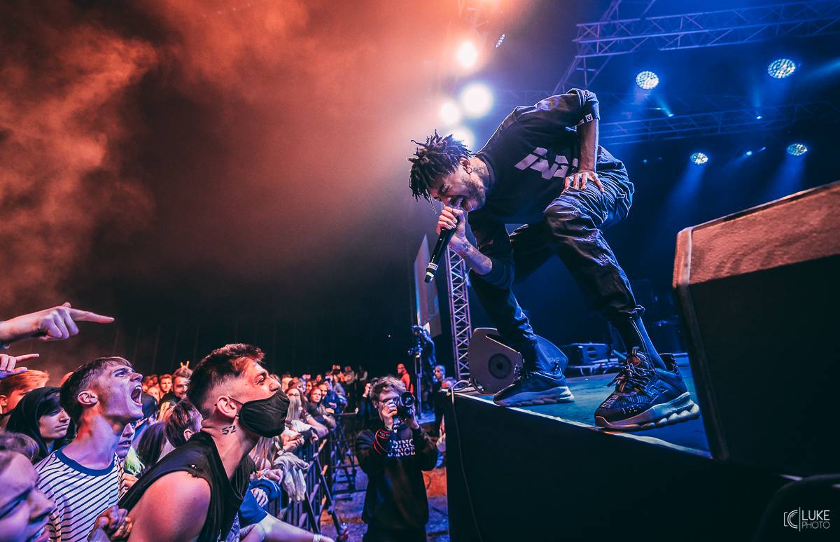 iREPORT pomáhá. Vydražte si koncertní fotografii a pomozte jižní Moravě