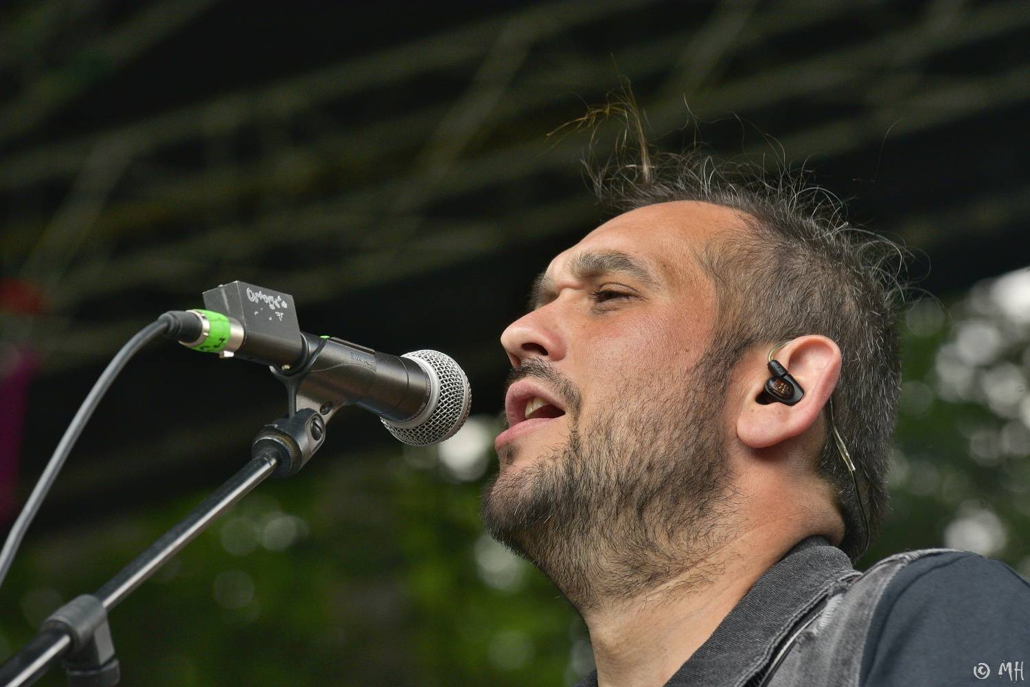 Manětín v sobotu ovládli rockeři. Zahráli Arakain, Krucipüsk, Gaia Mesiah nebo Cocotte Minute