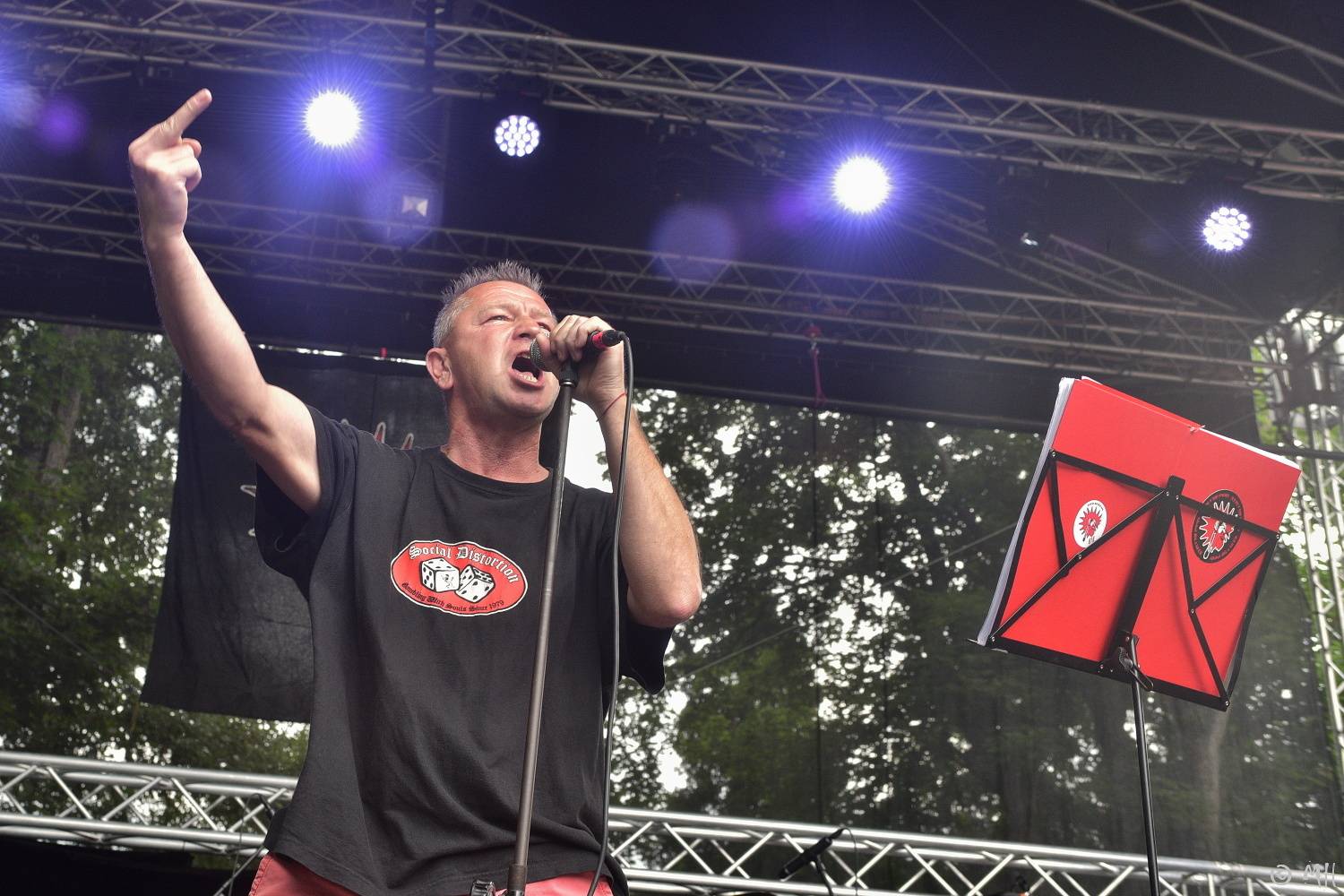 Manětín v sobotu ovládli rockeři. Zahráli Arakain, Krucipüsk, Gaia Mesiah nebo Cocotte Minute